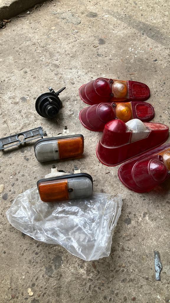 Renault 4 verlichting en benzinepompje, Ophalen of Verzenden, Renault