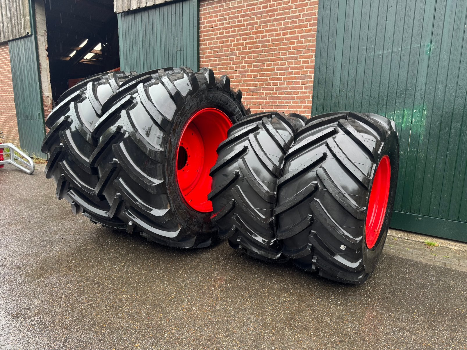 Michelin 900/50R42 710/55R30 banden Fendt, Ophalen