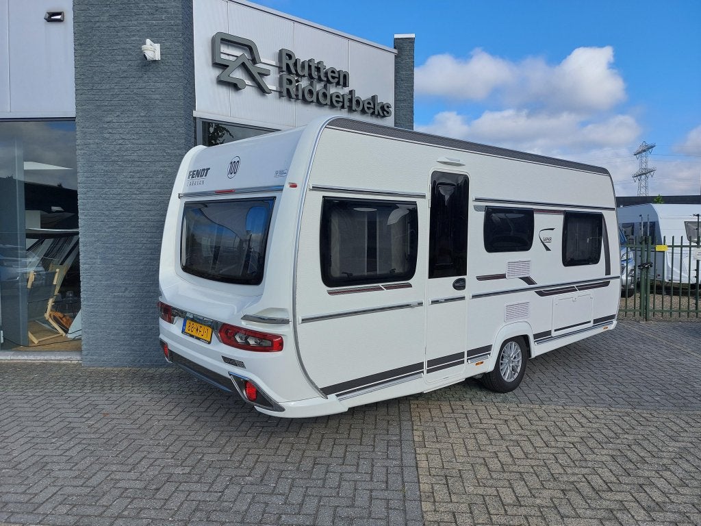 Fendt Saphir 465 TG (ZEER COMPLEET), Caravans en Kamperen, Overige typen, Standaardzit, Schokbreker, Bedrijf