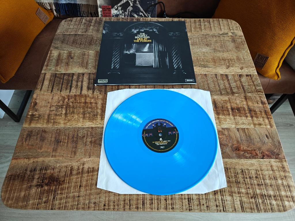 Teskey Brothers - Live At The Forum (limited, blue vinyl), Originele persing, Ophalen of Verzenden, Zo goed als nieuw, 12 inch