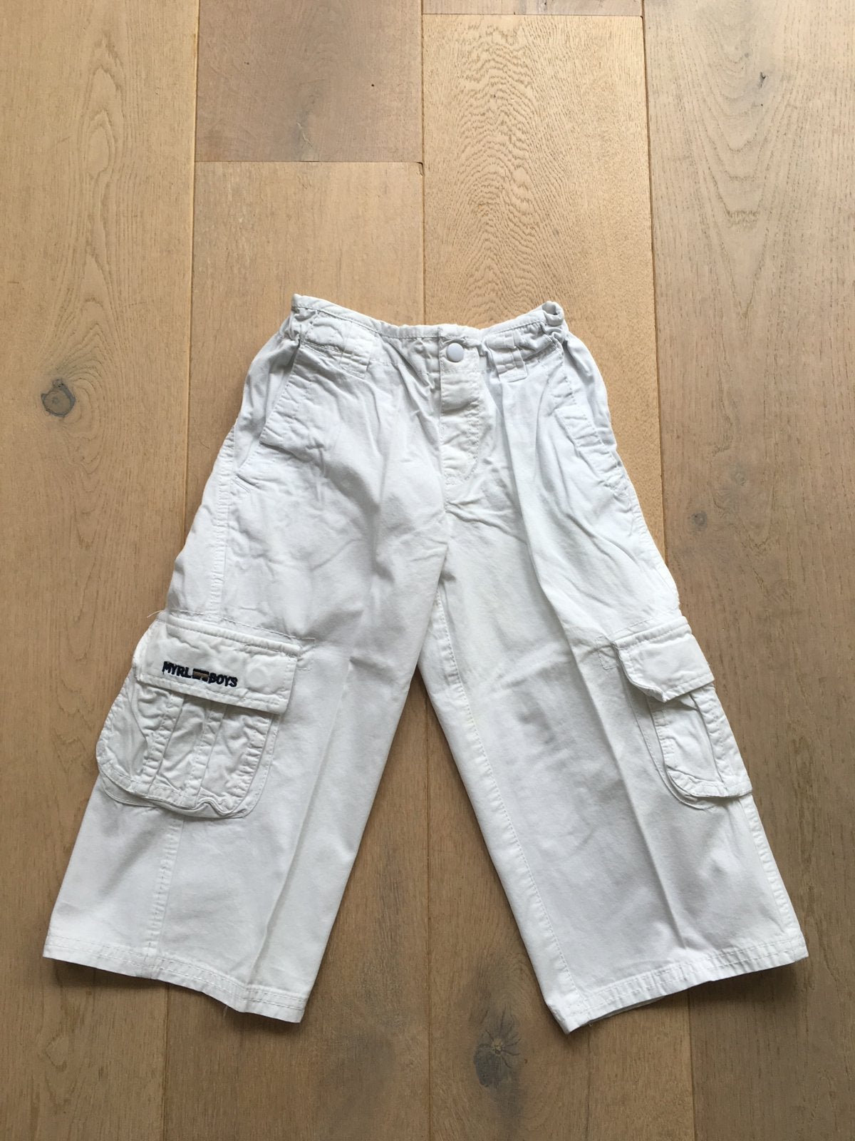 ZGAN: Witte kniebroek maat 122 / 7 jaar, Ophalen of Verzenden, Zo goed als nieuw, Jongen, Broek