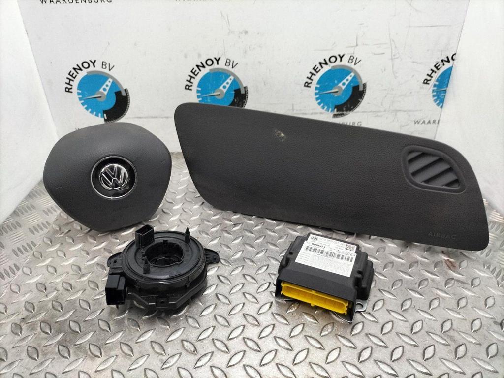 VOLKSWAGEN POLO 6C 1.4 TDI BlueMotion  AIRBAG SET 2015, Ophalen of Verzenden, Gebruikt, Stiba lid