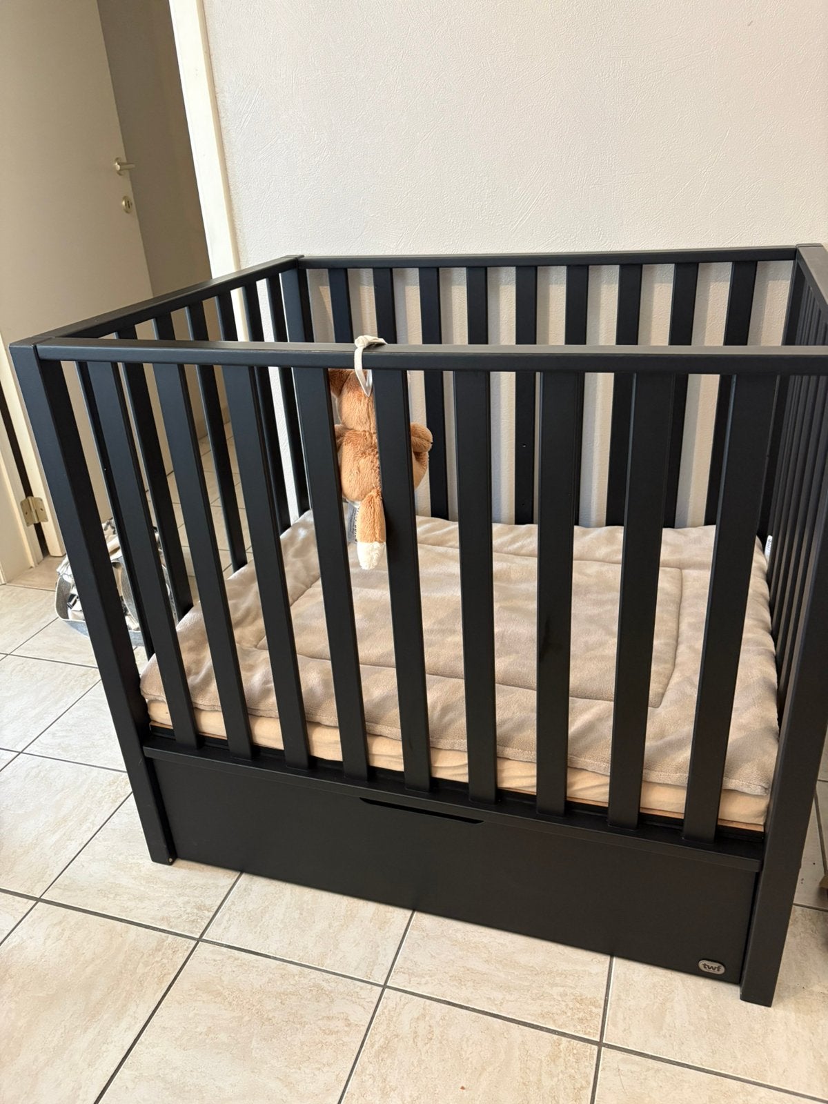 TWFbaby box met lade zwar, Ophalen, Zo goed als nieuw