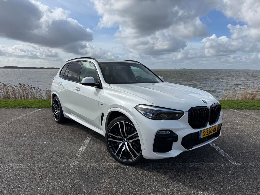 BMW X5 Xdrive40i 340pk Aut 2019 Wit 22inch Sky Lounge, Auto's, BMW, 138 €/maand, Vierwielaandrijving, Particulier, Dealer onderhouden