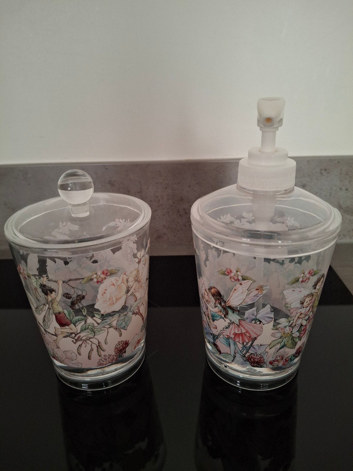 Orginele set van FLOWER FAIRIES!, Ophalen, Zo goed als nieuw, Wit, Zeepdispenser/zeepbakje