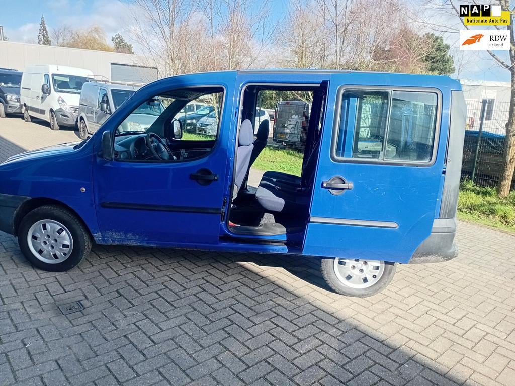Fiat Doblò 1.6-16V SX benzine goed voor ondernemers en mile, Auto's, Fiat, Voorwielaandrijving, 1596 cc, Gebruikt, Doblo