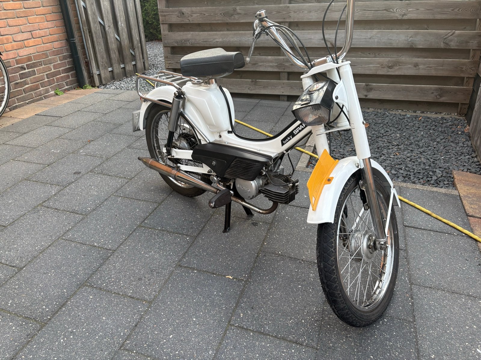 Sparta Lucky bromfiets - Goed onderhouden, Ophalen, Gebruikt, 40 cc, Maximaal 45 km/u