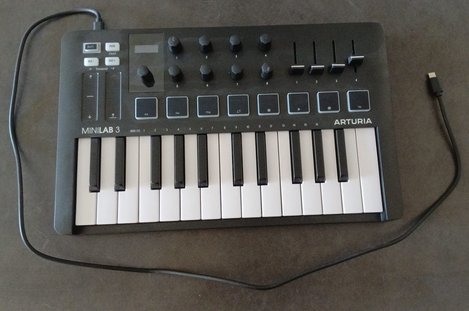 Arturia MiniLab 3 MIDI controller z.g.a.n., Muziek en Instrumenten, Midi-apparatuur, Zo goed als nieuw, Ophalen