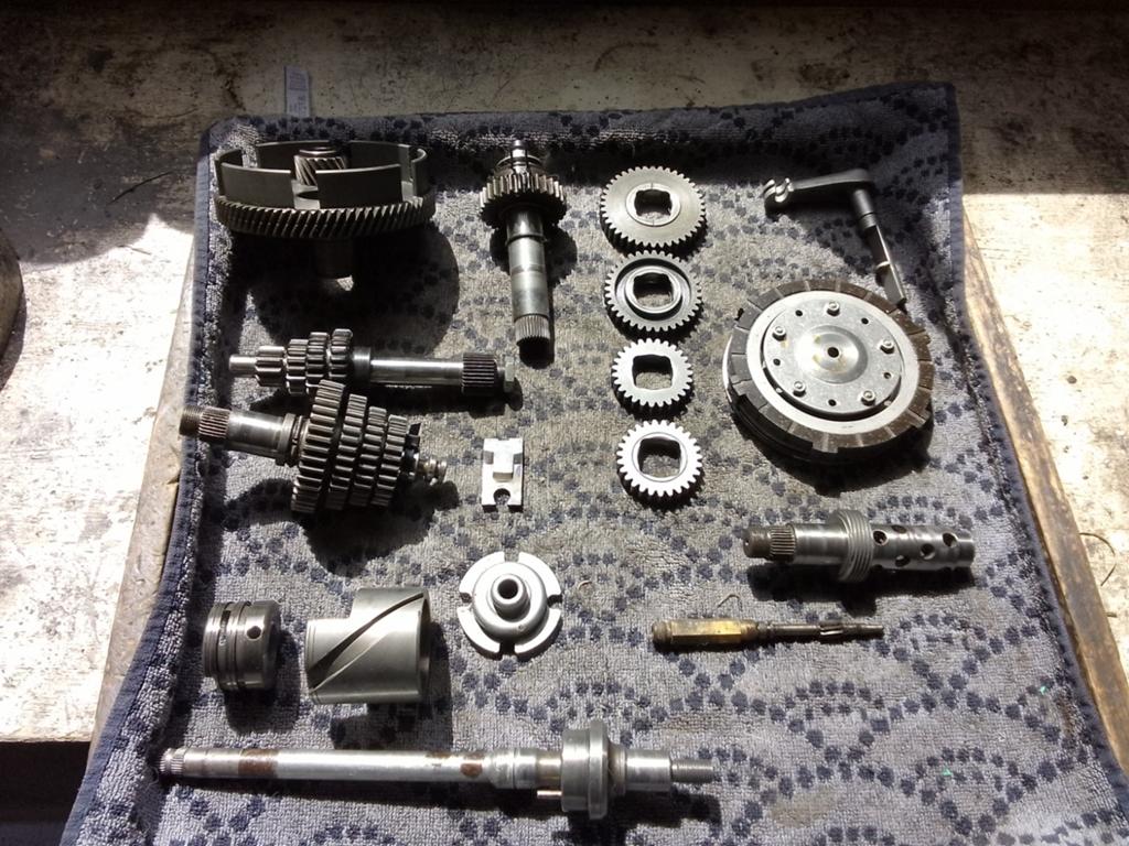 Te koop ;  Zündapp ( blok ) onderdelen ; bieden !!, Ophalen of Verzenden, Zo goed als nieuw, Blok