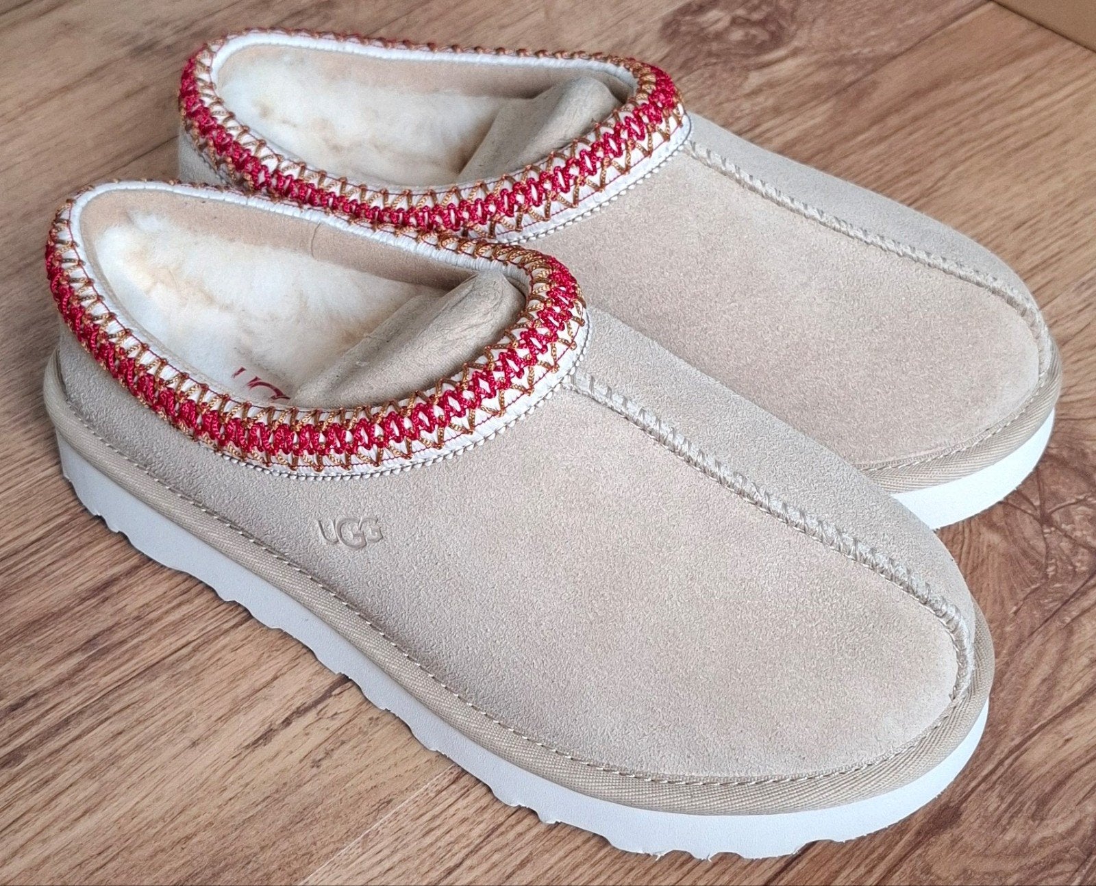 Nieuwe UGG Tasman II Pantoffels Dames Maat 38 Beige, Ophalen, UGG, Beige, Nieuw