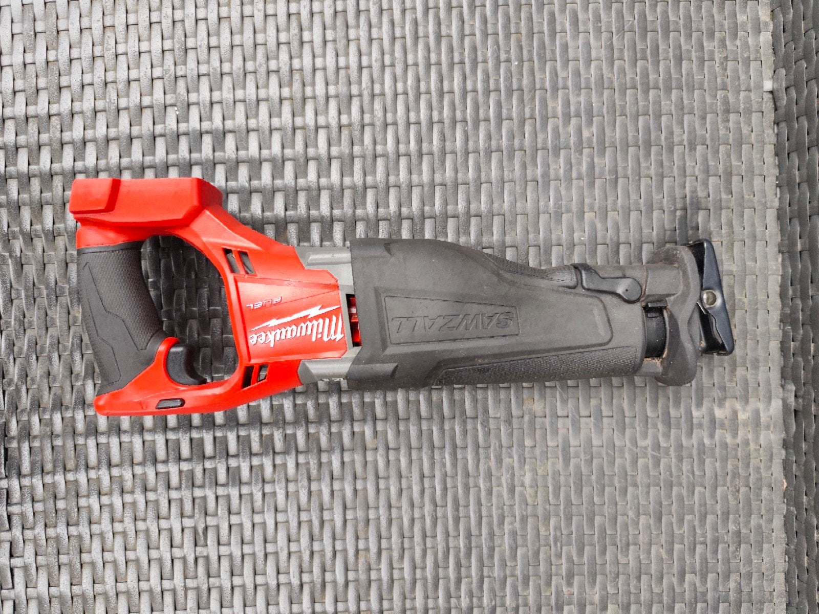 Milwaukee m18 reciprozaag Body, Ophalen of Verzenden, Accu