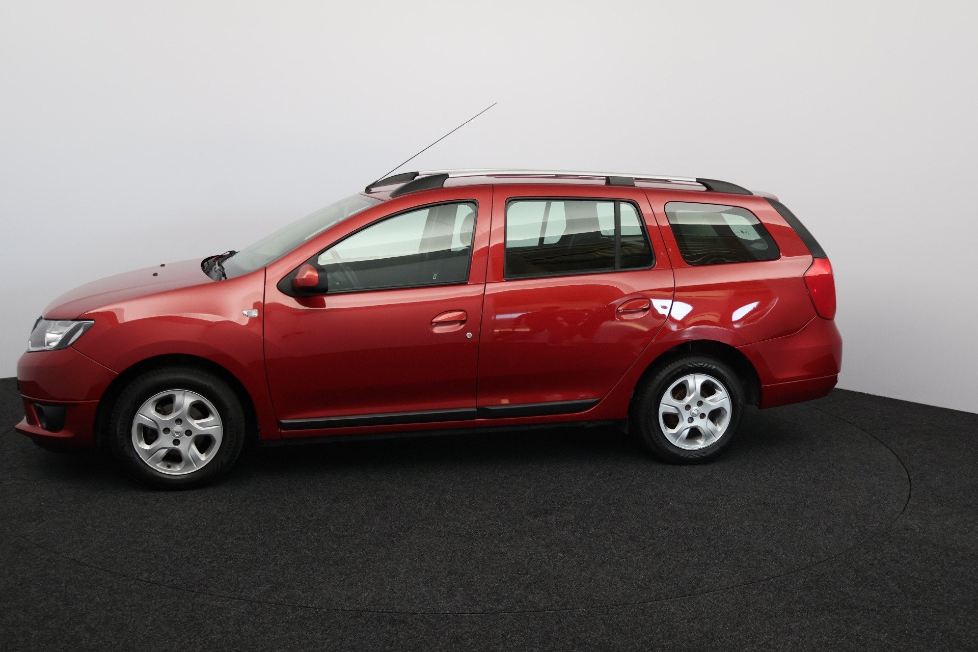 Dacia Logan MCV 0.9 TCe Prestige /Ketting Verv. 173.000KM! /, Auto's, Dacia, Voorwielaandrijving, Stof, Parkeersensor, Origineel Nederlands