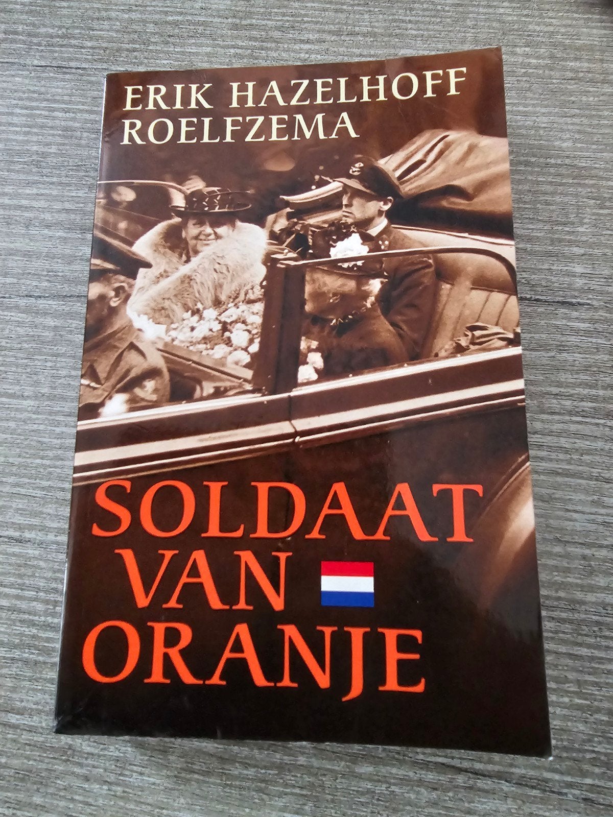 Soldaat van Oranje - Erik Hazelhoff Roelfzema, Boeken, Ophalen of Verzenden, Gelezen, Erik Hazelhoff Roelfzema