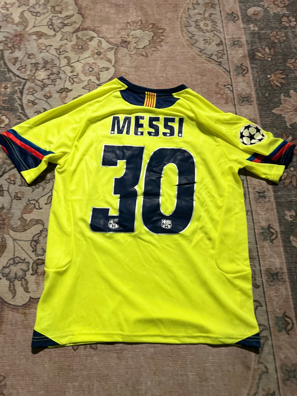 FC Barcelona Messi 30 voetbalshirt geel, Maat 48/50 (M), Geel, Ophalen of Verzenden, Zo goed als nieuw