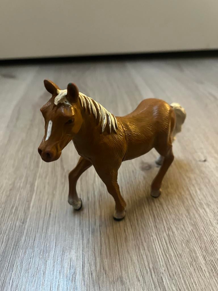 Houten paardje - Speelgoed paard, Ophalen of Verzenden, Gebruikt, Jongen of Meisje