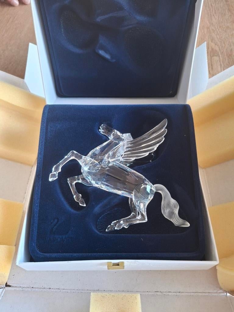 Swarovski Pegasus in doos (22) (24), Verzamelen, Ophalen of Verzenden, Zo goed als nieuw, Figuurtje