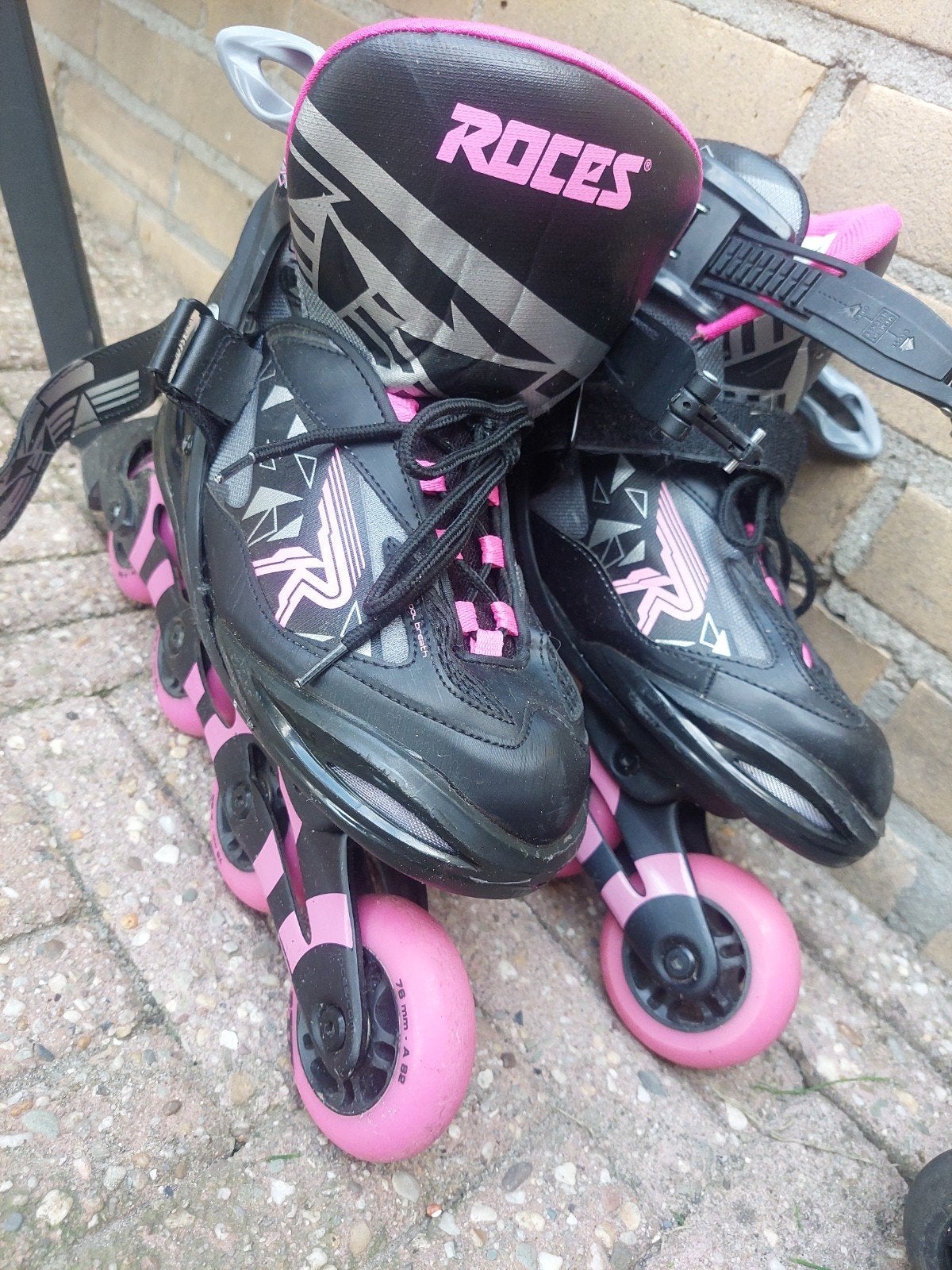 Roces Inline Skates Zwart/Roze - Verstelbaar, Sport en Fitness, Skeelers, Kinderen, Roces, Ophalen of Verzenden, Verstelbaar