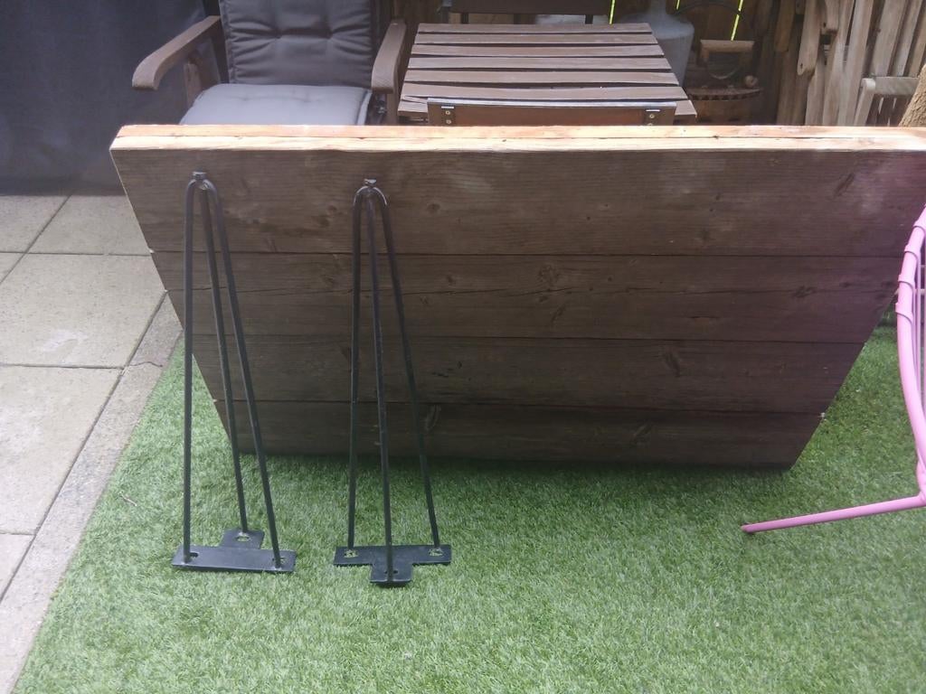 Industriële tafel met stalen poten, Huis en Inrichting, Tafels | Eettafels, Ophalen