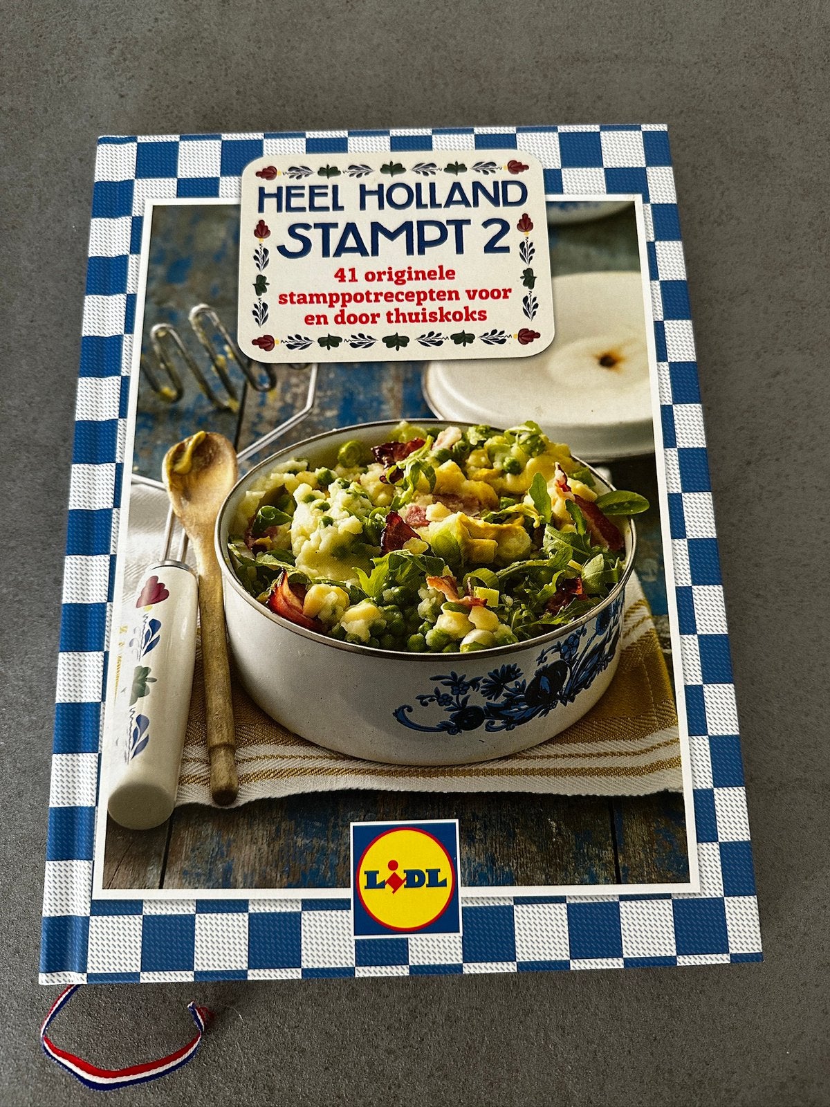 Lidl Heel Holland Stampt 2 kookboek – 41  stamppotrecepten, Ophalen of Verzenden, Zo goed als nieuw, Nederland en België
