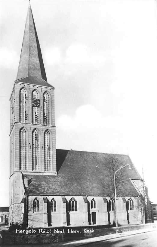 380-334-005 Hengelo GLD NH Kerk, Verzamelen, Ansichtkaarten | Nederland, Verzenden, Voor 1920, Gelderland
