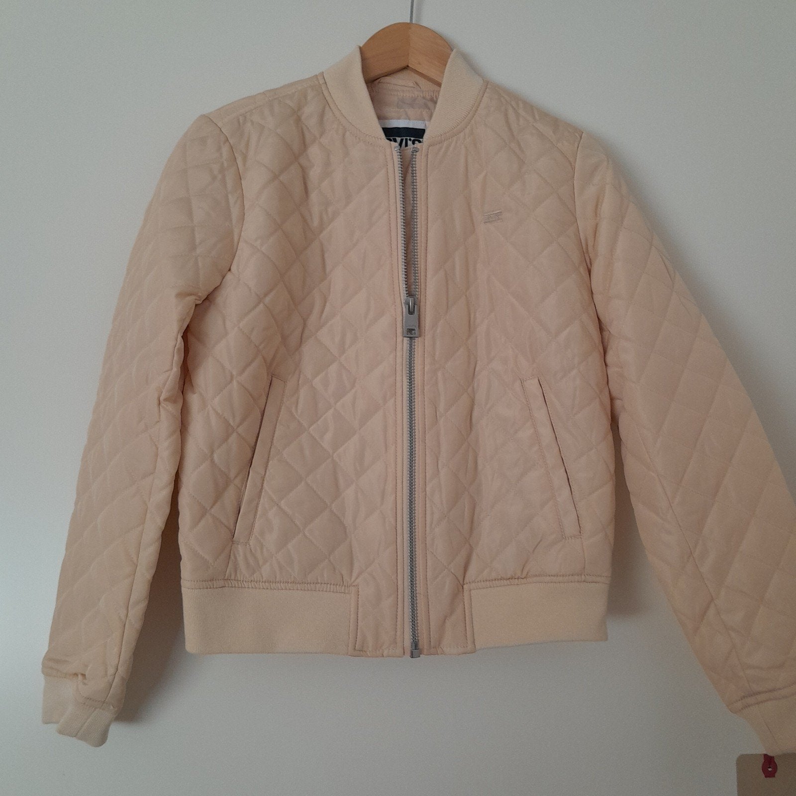 Nieuwe Levi's bomberjack in crème/ luchtgeel (XS), Ophalen of Verzenden