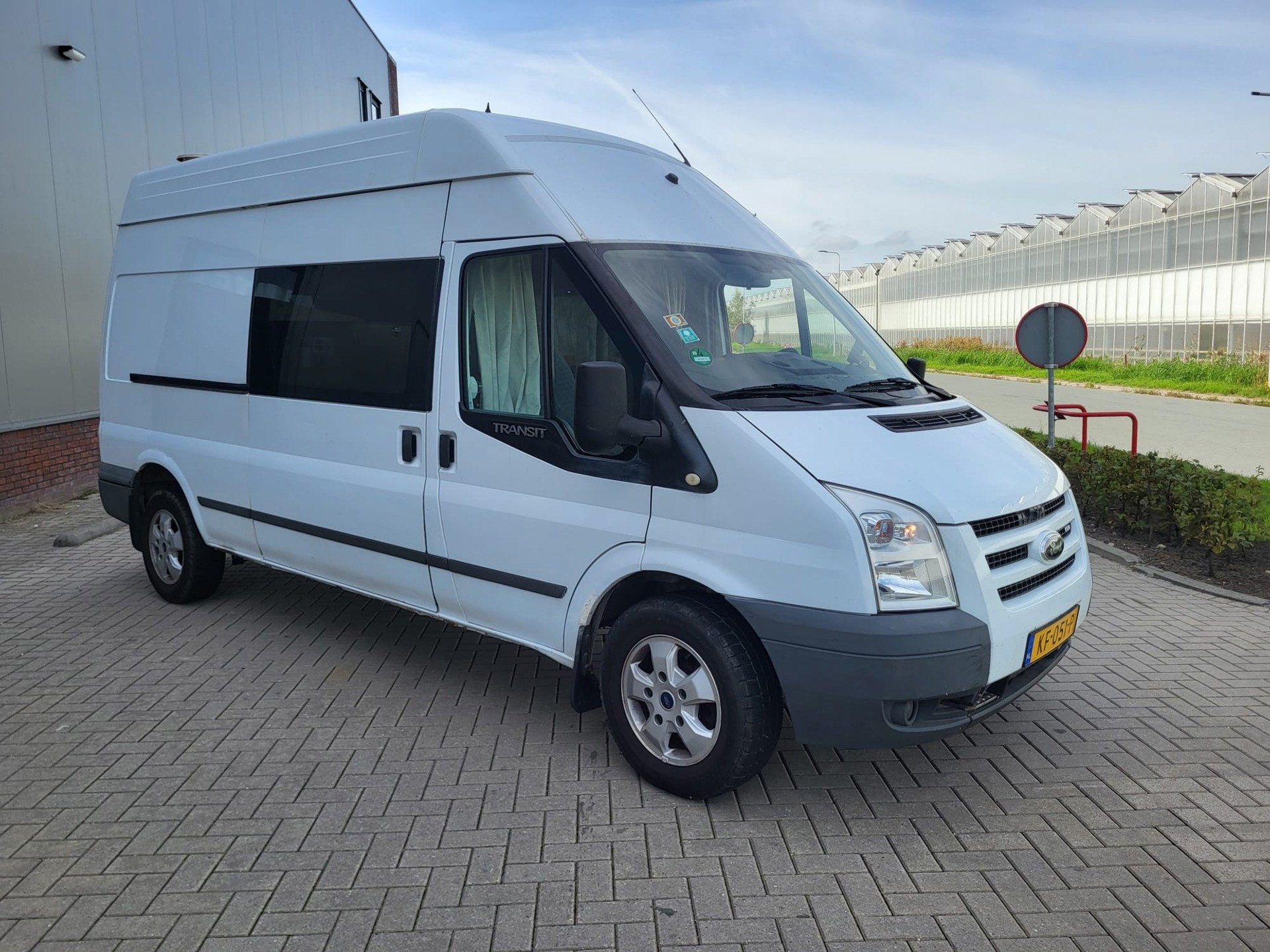Ford TRANSIT 350L VAN 115 HR 4,27 CAMPER 142.000 NAP LANG HO, Caravans en Kamperen, Campers, Bedrijf, Diesel, Ford, 5 tot 6 meter