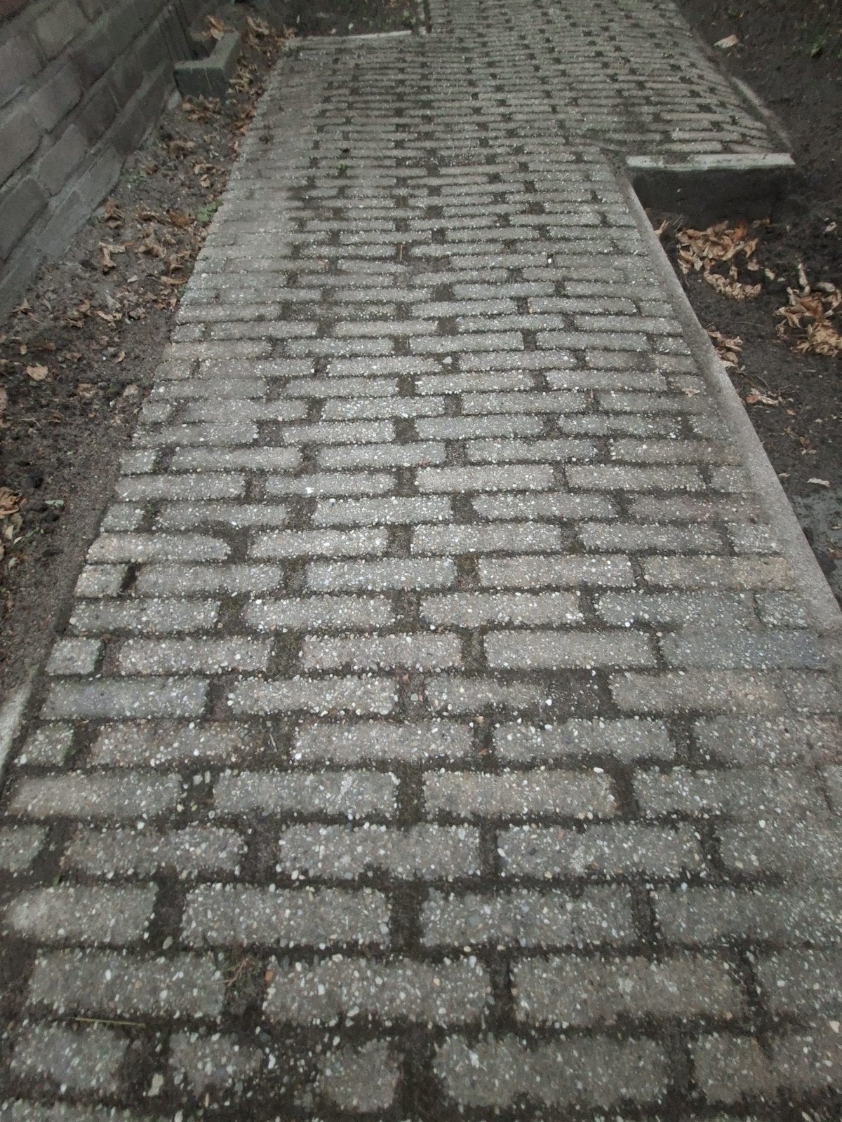 Gebruikte betonnen klinkers voor tuin of oprit, Tuin en Terras, Ophalen, Gebruikt, Klinkers, 10 m² of meer