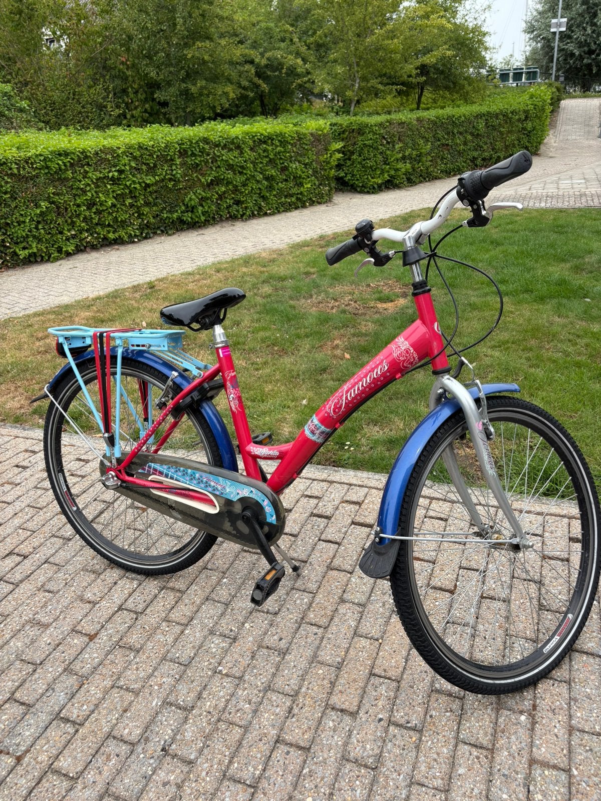 Kinder fiets Sparta Young Famous 26inch, Fietsen en Brommers, Ophalen of Verzenden, Gebruikt, 26 inch of meer, Handrem