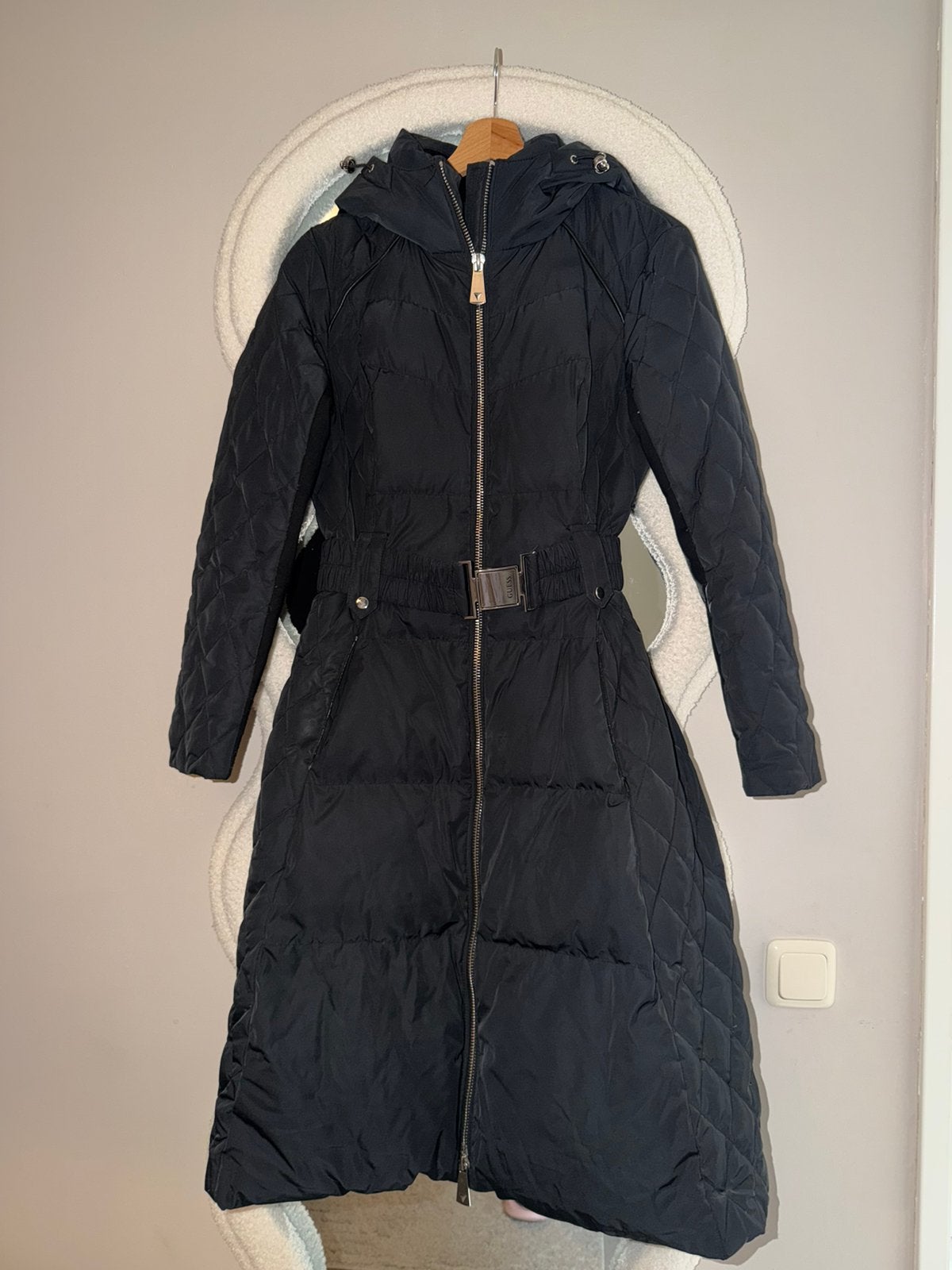 Guess gewatteerde lange jas, Kleding | Dames, Ophalen, Zo goed als nieuw, Maat 36 (S)