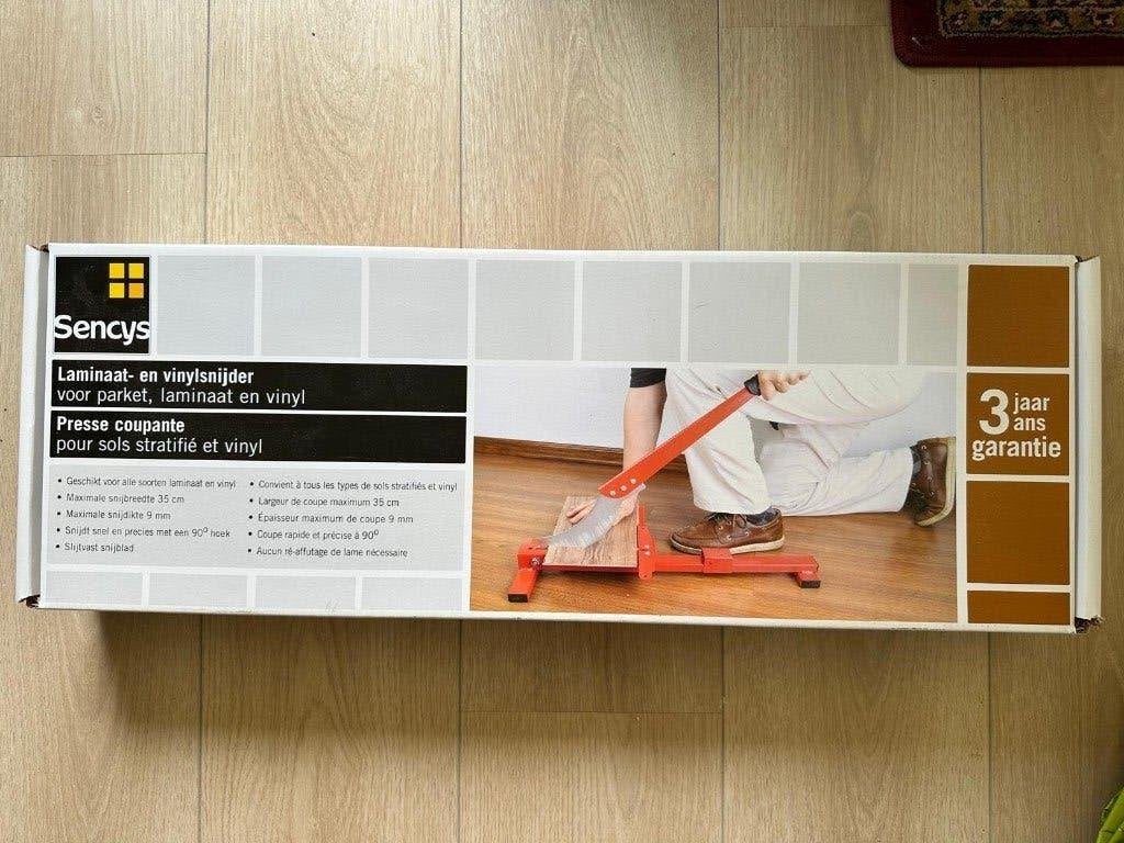 Laminaatsnijder ; Laminaat cutter, Ophalen, Zo goed als nieuw, Snijgereedschap