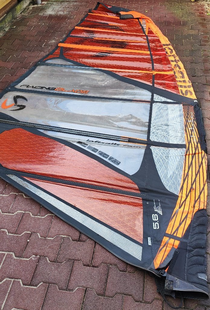 Loft Racing Blade 5.6, Watersport en Boten, 5 tot 6.5 m², Ophalen of Verzenden, Zeil, Gebruikt