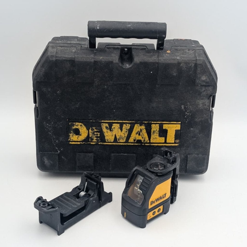 DeWalt DW088 kruislijnlaser rood - Met garantie, Dewalt, Zo goed als nieuw, Support@dewalt.com, 701 E. Joppa Road
Towson, MD 21286
USA