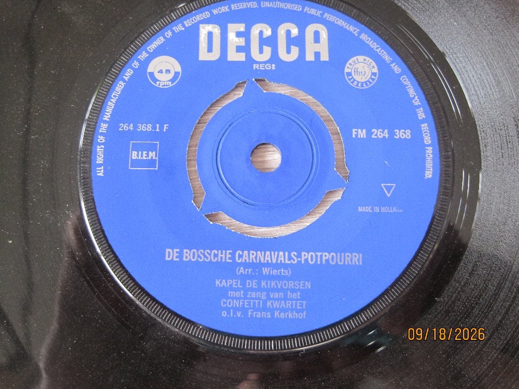 Kapel de Kikvorsen met zang Confetti kwartet, Originele persing, 7 inch, Ophalen of Verzenden, Zo goed als nieuw