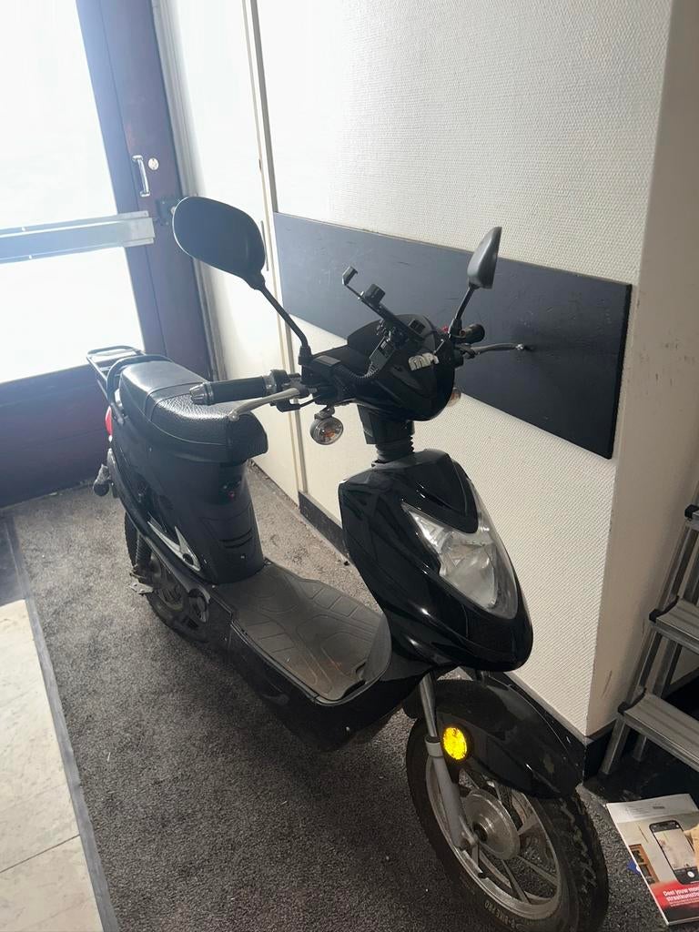 Elektrische Scooter: Sunny E-Bike, Ophalen, Gebruikt, Elektrisch, Overige merken