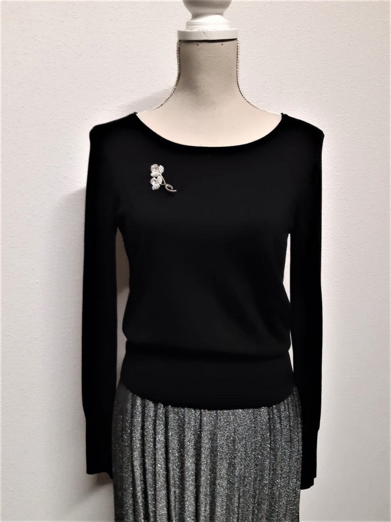 Chique zwarte trui met mooi diep openrugdecolleté, Kleding | Dames, Gelegenheidskleding, Maat 38/40 (M), Overige typen, Verzenden