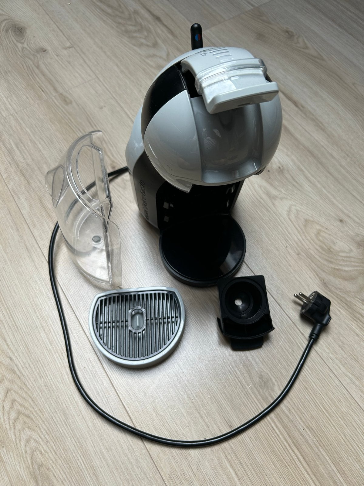 Nescafé Dolce Gusto koffiezetapparaat, Witgoed en Apparatuur, Gebruikt, Koffiemachine, Ophalen of Verzenden, 1 kopje
