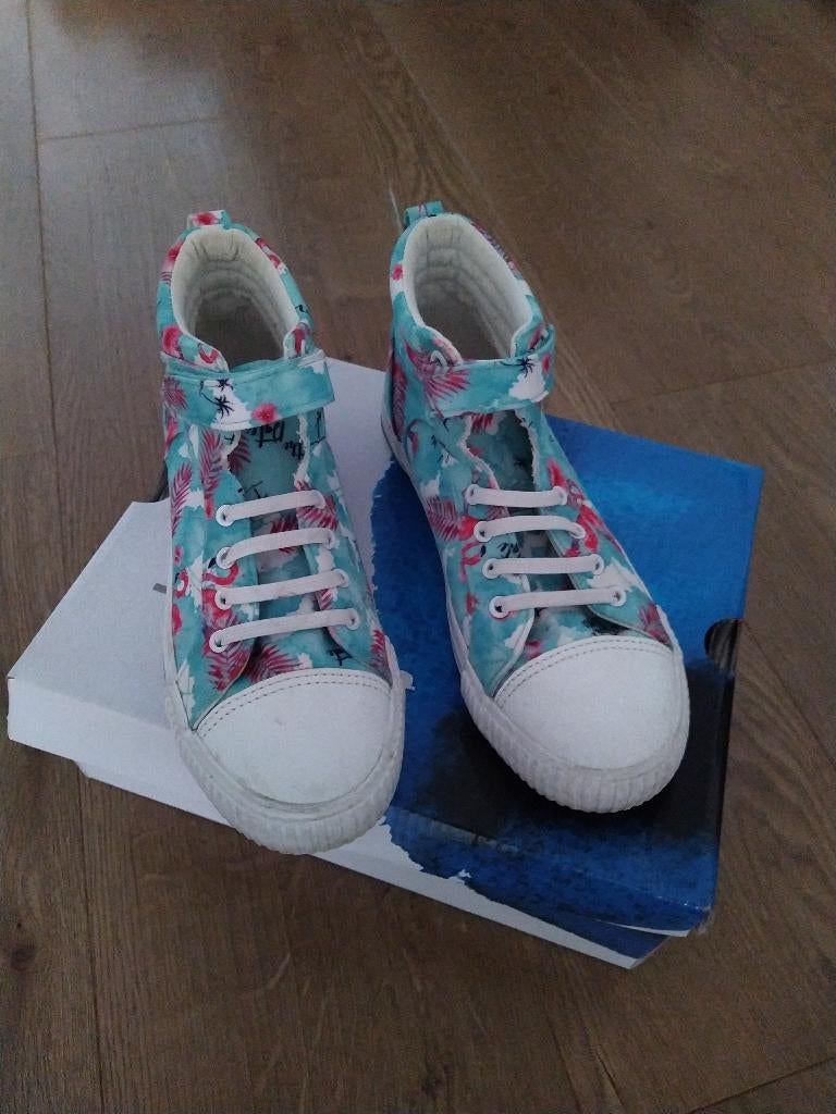 Vrolijke gympen / schoenen met roze flamingo maat 36  - ZGAN, Blauw, Ophalen of Verzenden, Sneakers of Gympen, Zo goed als nieuw