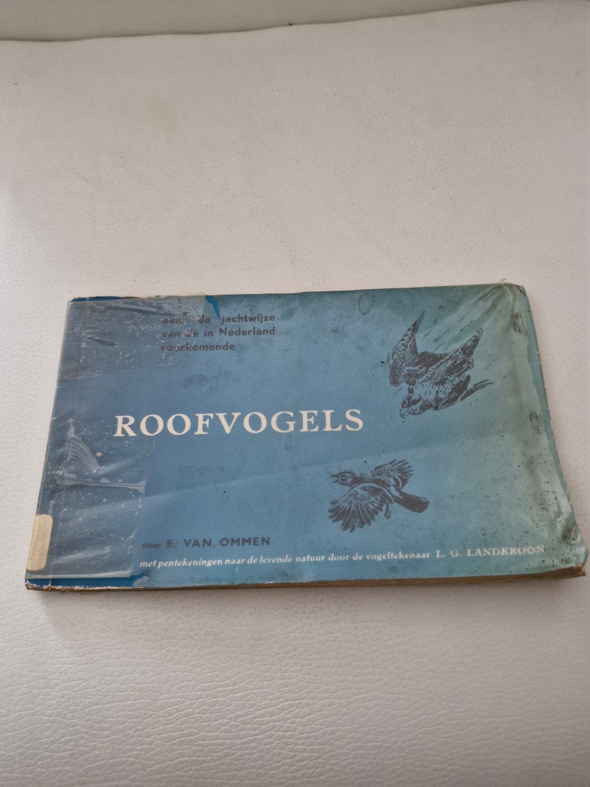 Roofvogels - E. van Ommen (oud boekje), Ophalen of Verzenden, Gelezen, Vogels, E. van Ommen