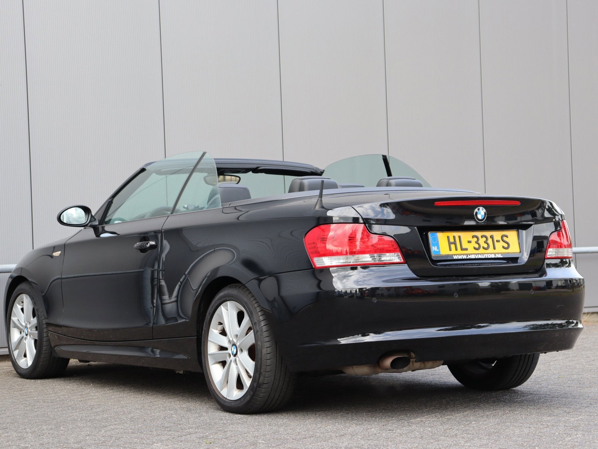 Foto 9 van BMW 1-serie Cabrio 118i Executive airco LM cruise