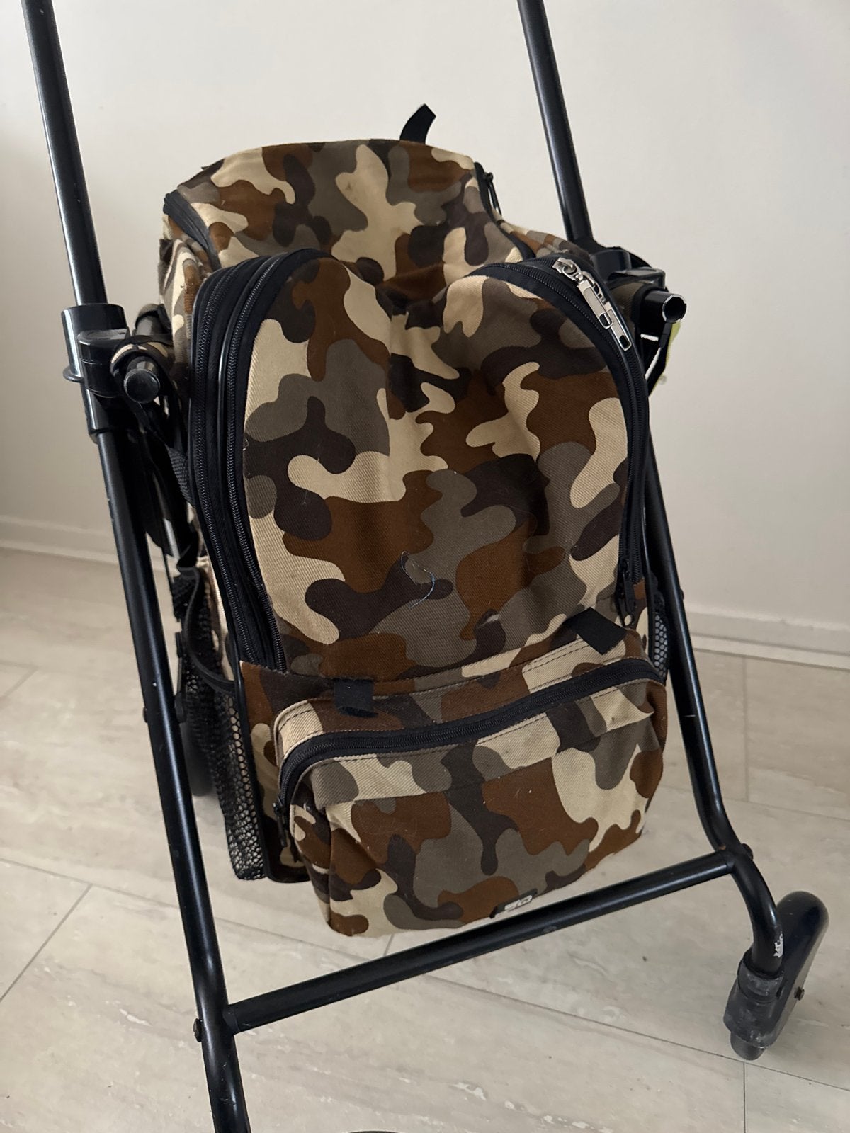 Compacte buggy met camouflageprint, Dieren en Toebehoren, Ophalen of Verzenden, Gebruikt