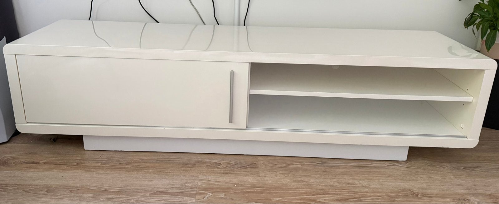 Tv meubel hoogglans wit design moet zsm weg, Ophalen, Gebruikt, 150 tot 200 cm, Minder dan 100 cm