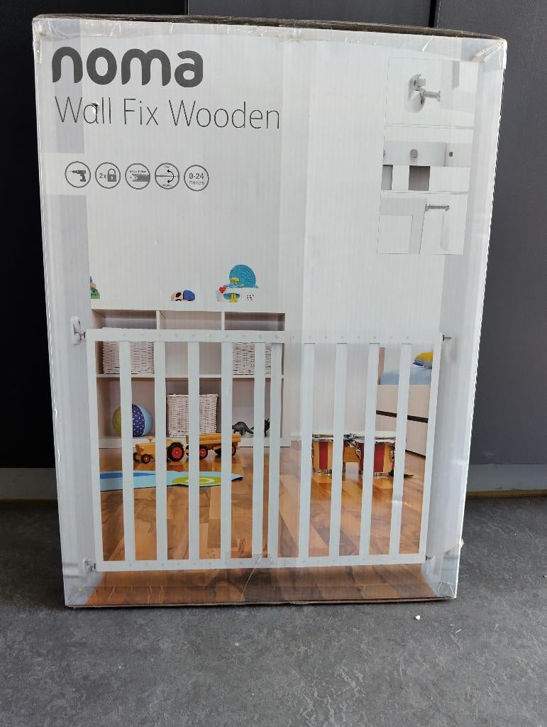 Twee Noma traphekjes wall fix wooden, Ophalen, Zo goed als nieuw, Schroefhekje, Hout