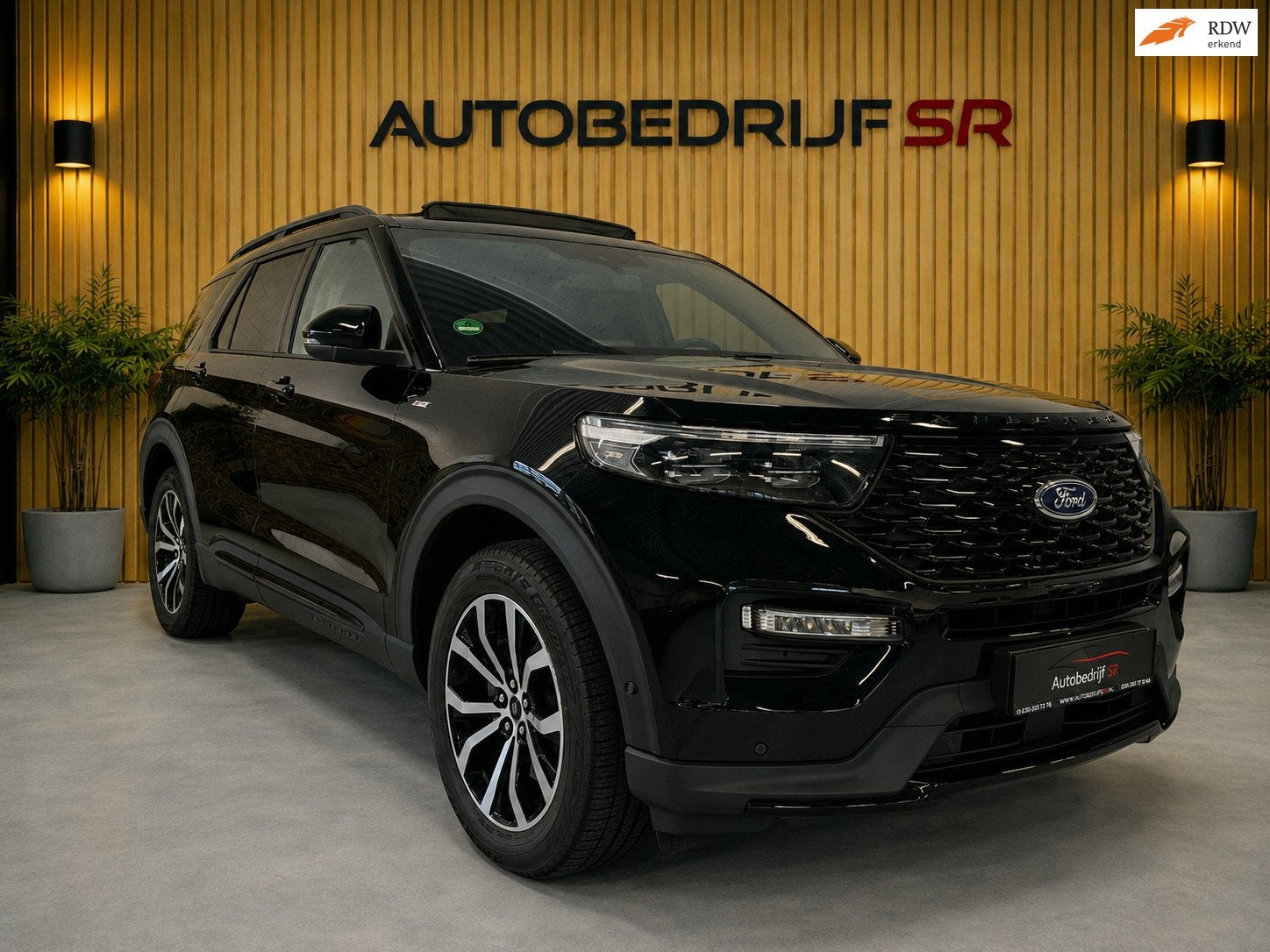 Ford Explorer 3.0 V6 EcoBoost PHEV ST-Line Pano! Memory! Mas, Auto's, Ford, Automaat, Gebruikt, Zwart, Bedrijf