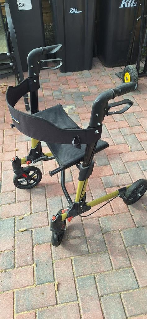 Lichtgewicht rollator (gebruikt), Diversen, Rollators, Ophalen, Lichtgewicht, Gebruikt