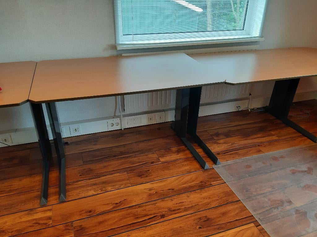Professionele bureau's, Huis en Inrichting, Bureaus, Ophalen, Zwart, Gebruikt, Metaal