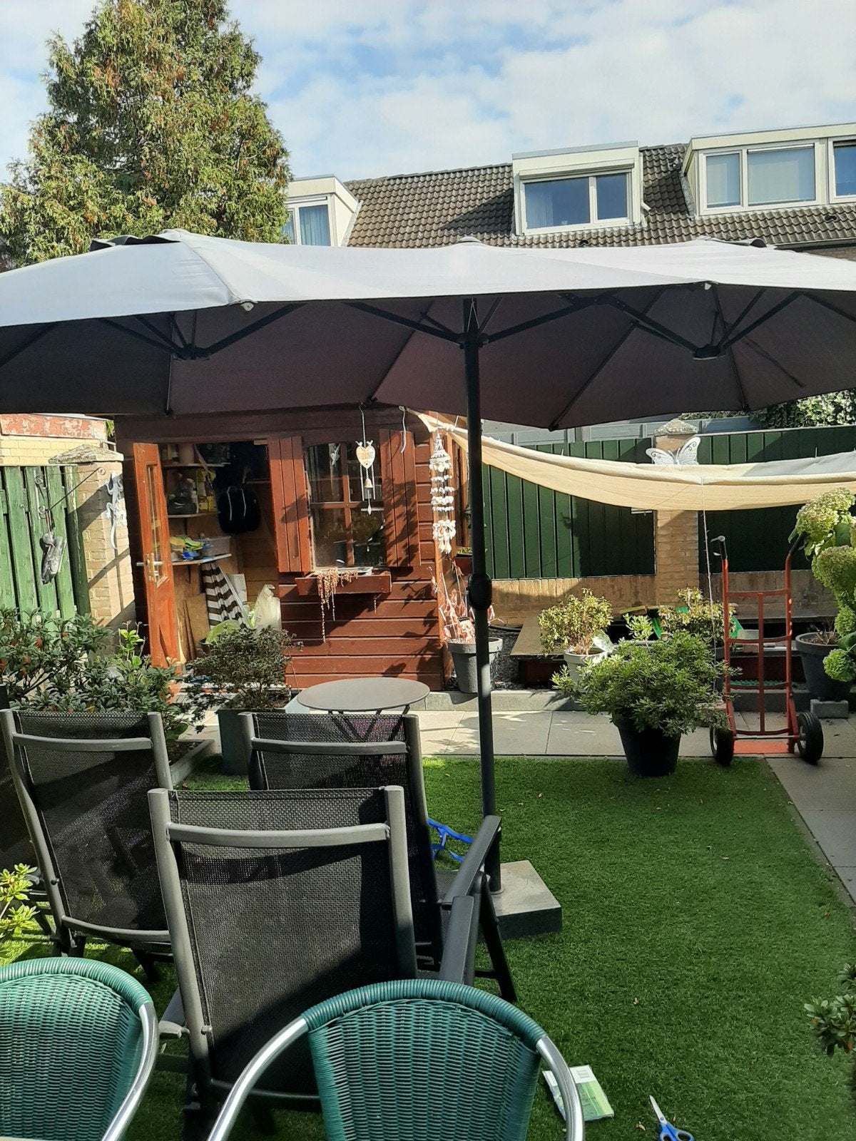 Grote zweefparasol voor tuin of terras  en de  parasolvoet, Tuin en Terras, Ophalen, Zweefparasol, 3 tot 4 meter, Verstelbaar