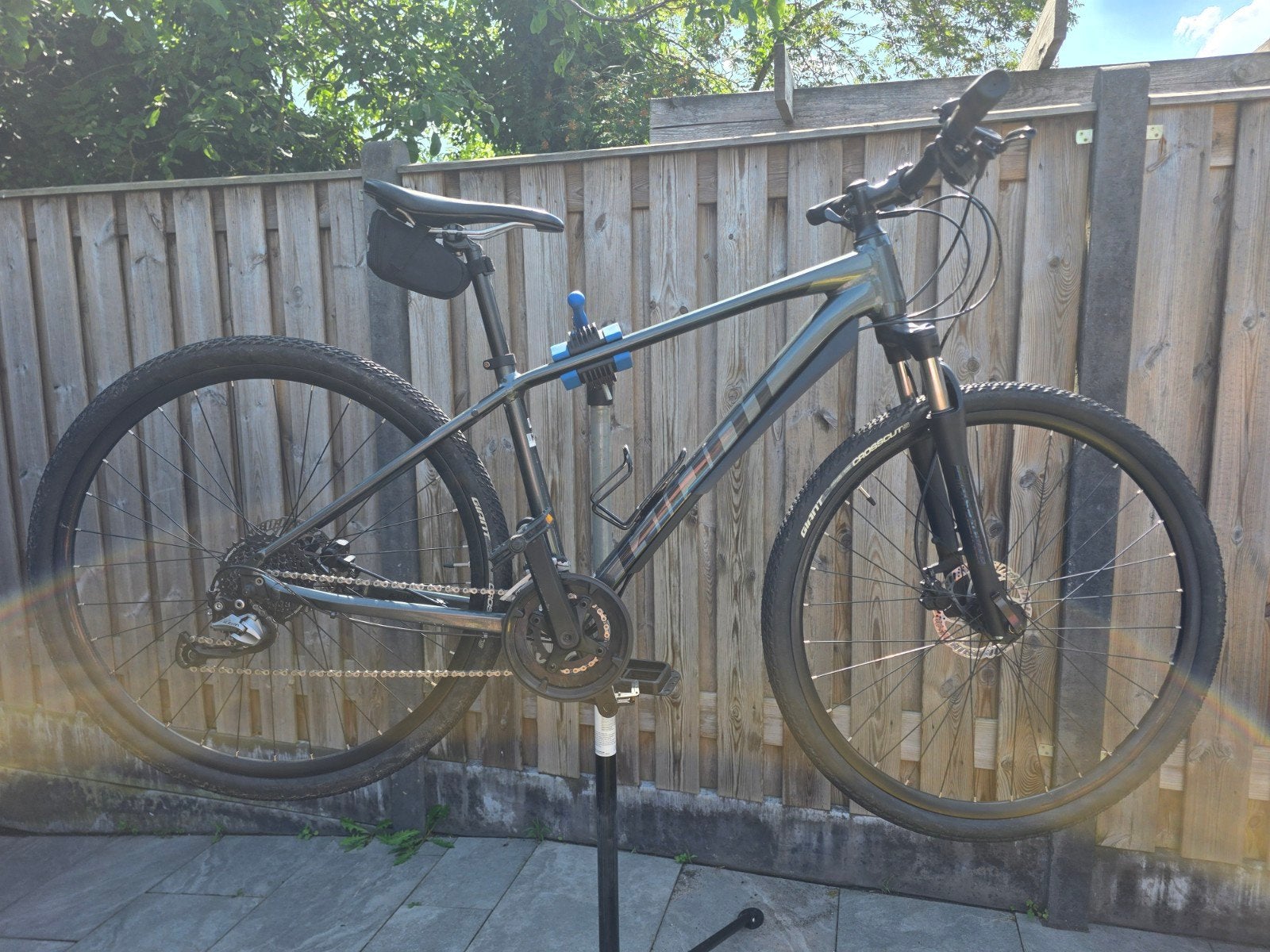 Giant Roam 2 Disc M (2020) hybride – 27.5" – 2x9 Shimano, Fietsen en Brommers, Ophalen, 28 inch, Gebruikt, Vering
