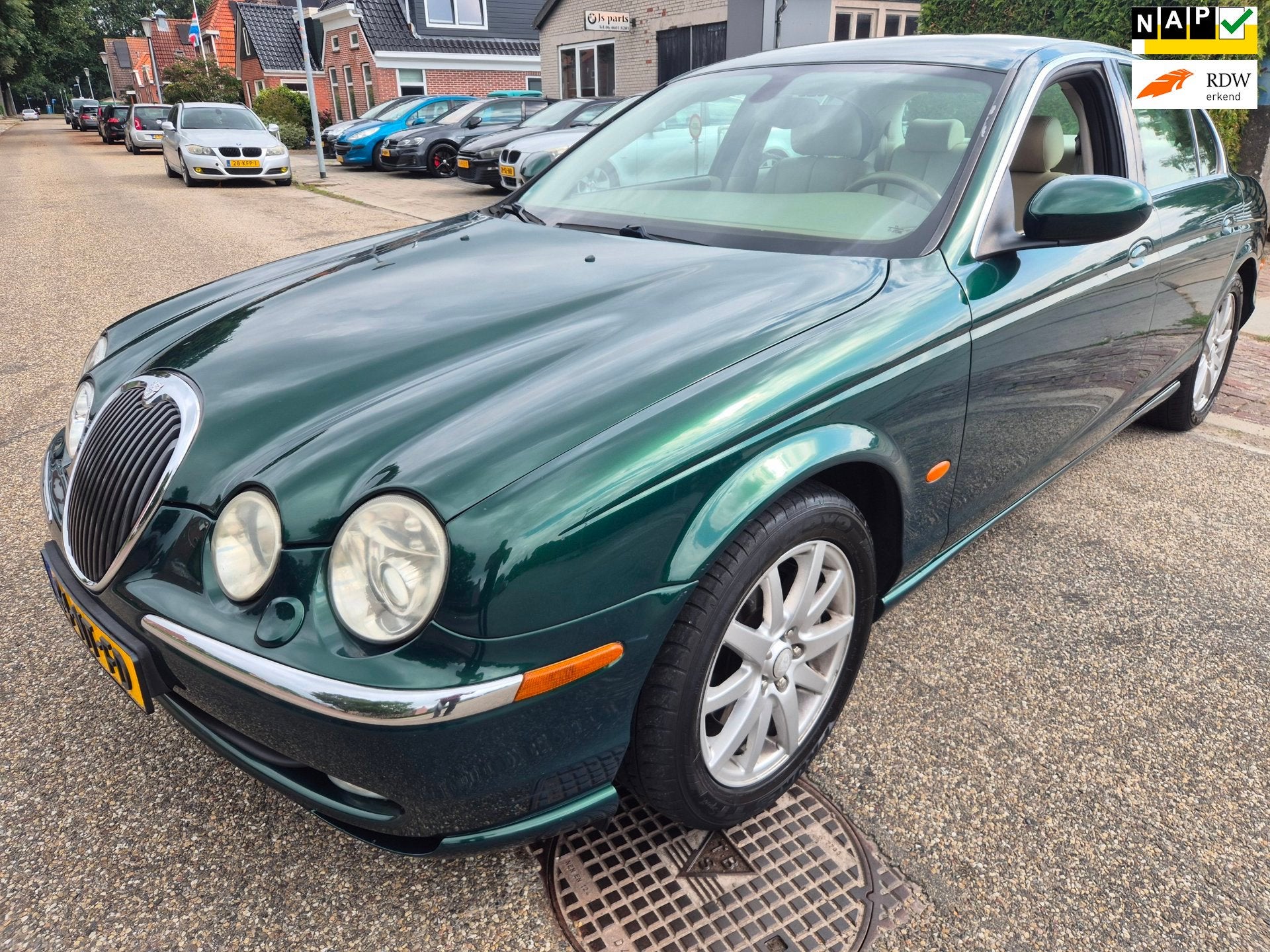 Jaguar S-type 2.5 V6 trekhaak,xenon,leer NETTE AUTO!, Automaat, Achterwielaandrijving, Gebruikt, Beige