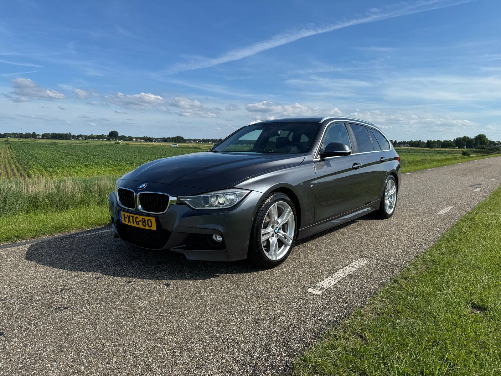 BMW 320I High executive! !NIEUWE MOTOR met 1 jaar garantie!, Automaat, Achterwielaandrijving, 4 cilinders, Stationwagon