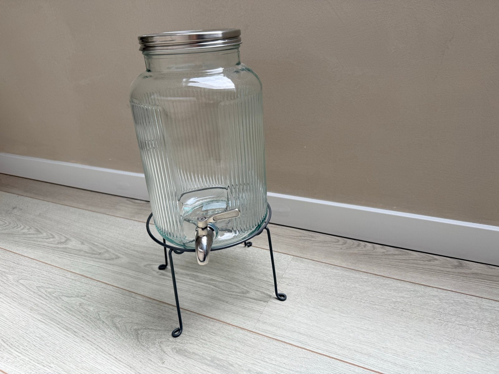 IKEA Vardagen vat met tapkraan en standaard, Ophalen, IKEA, Zilver, Zo goed als nieuw